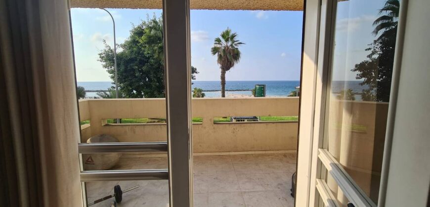 Beautiful Beach Apartment on Ha-Yarkon St. TLV