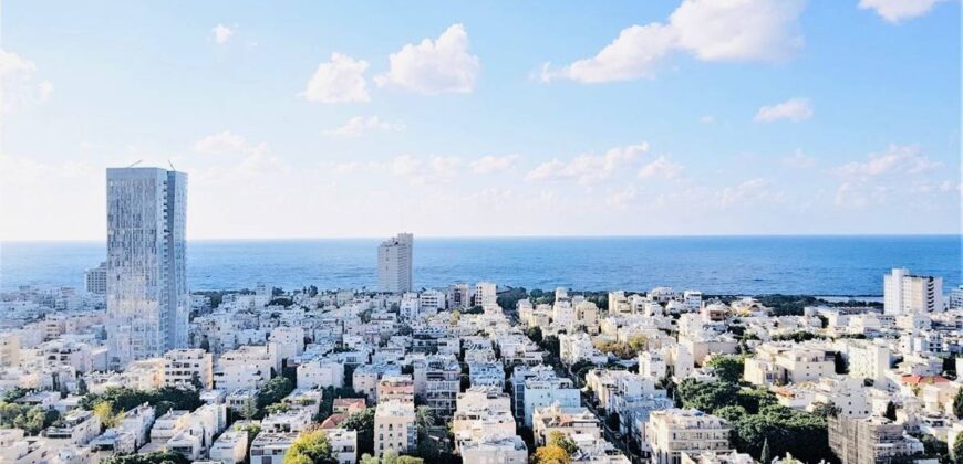 Amazing Apartment in the Assuta Towers with View of Tel Aviv