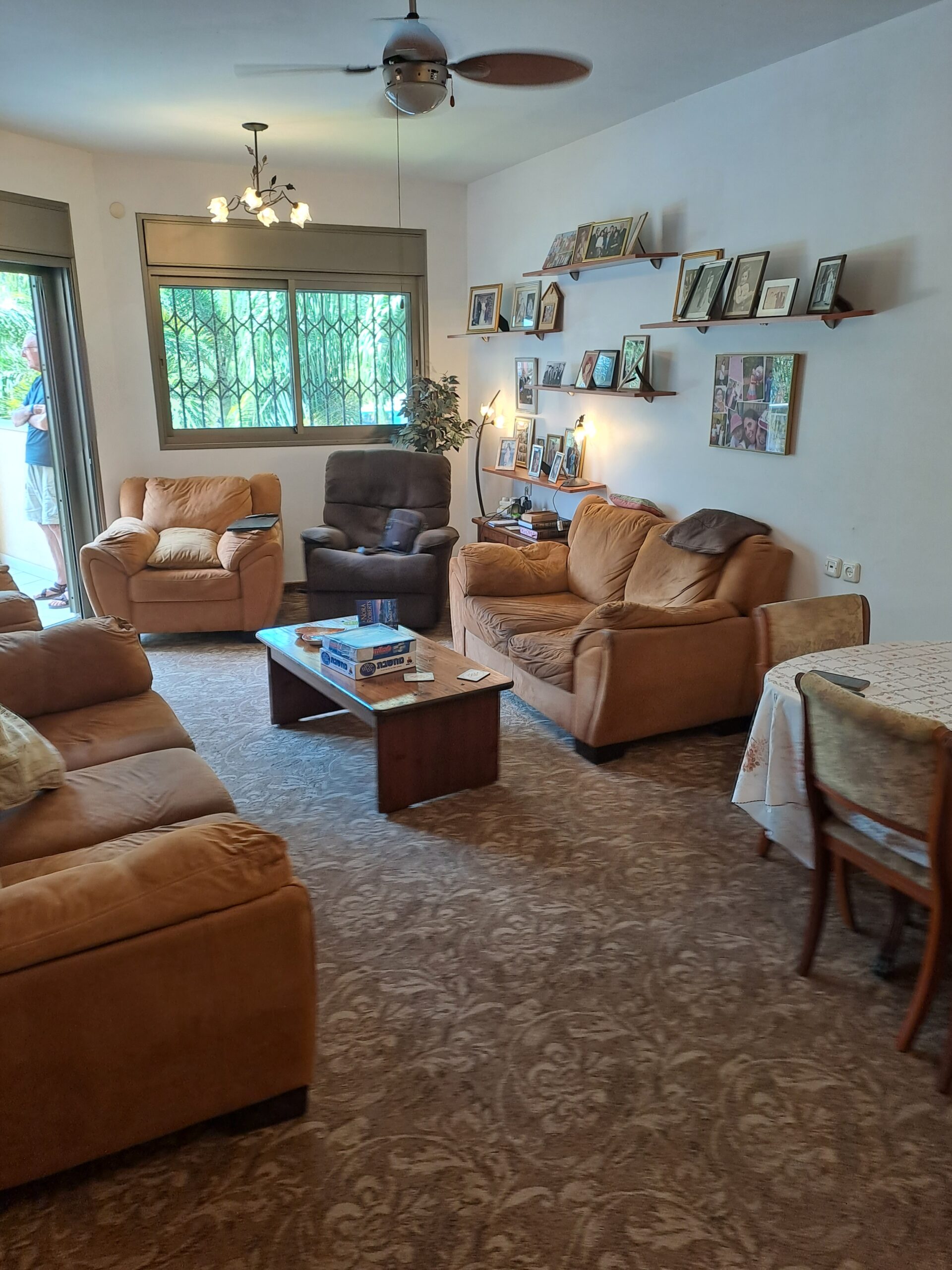 5 room apt for sale in Rehovot