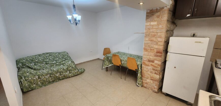 3-rooms Garden Apartment in Rehavia