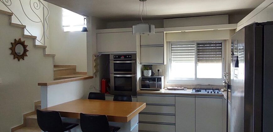 Duplex for sale in Givat Zeev