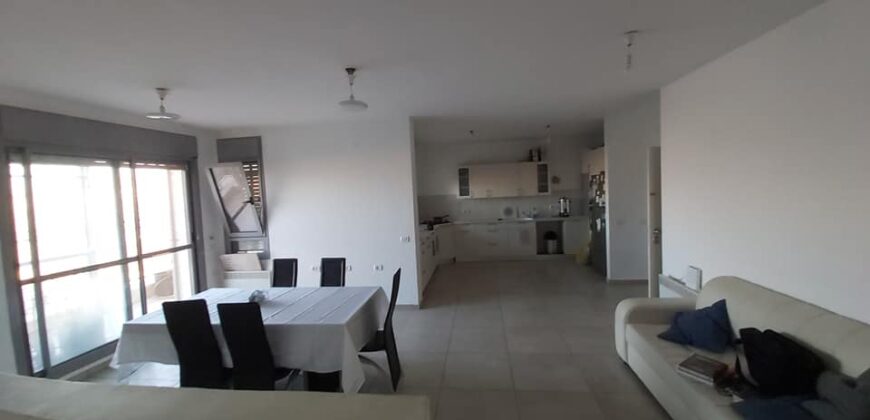 Efrat Rental – Garden Duplex for short term rent (till 01.05.25) on Hazorim St (Dagan)