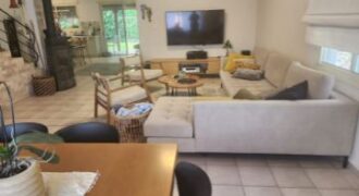 For Sale in Western Galilee Private Home in Kfar Vradim