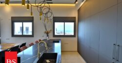 For Sale Luxurious penthouse in northern Netanya!