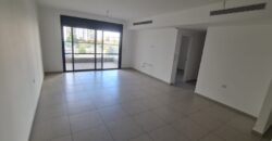 4.5 Room apartment in Carmei Gat