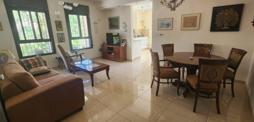 KATAMON furnished rental, one block from Emek Refaim, near Baka