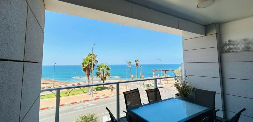 Luxury Home Overlooking the Sea For Sale/Rent in Netanya