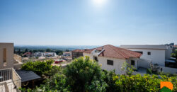 Zikhron Ya’akov Halomot Two Family Cottage