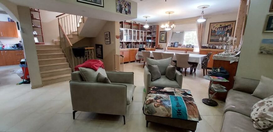 House for sale in Yad Binyamin