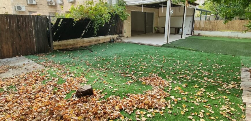 5 Room Garden Apartment For Sale in Modiin