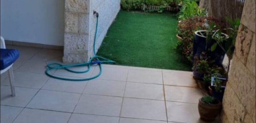 For Sale: 4-Room Apartment with Garden in Modi’in (Emek HaEla Street)