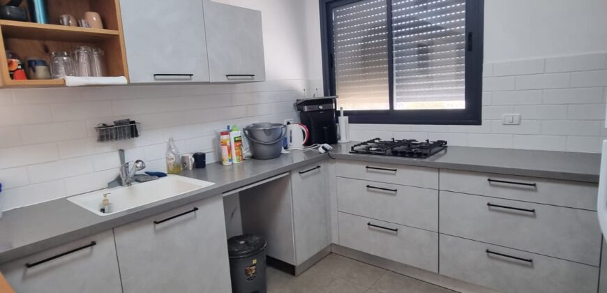 For Sale: 4-Room Apartment with Garden in Na’aleh