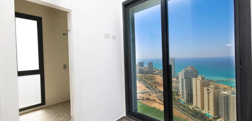 Wake Up to the Sound of the Waves – Own This Luxury Penthouse!