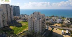 Stunning 4-Room Apartment Steps from the Beach in Netanya – Your Dream Home Awaits!