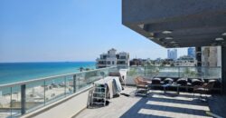 For sale – Luxury penthouse in Bat Galim, Haifa! 🌊 Luxurious penthouse on the first line to the sea – a unique living experience! 🌊