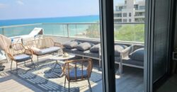 For sale – Luxury penthouse in Bat Galim, Haifa! 🌊 Luxurious penthouse on the first line to the sea – a unique living experience! 🌊