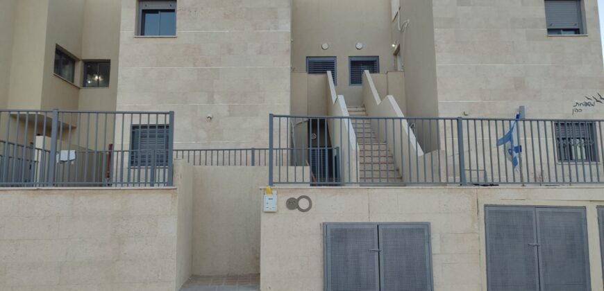 Mitzpe Ramon – Brand New Garden Apartment