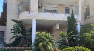 Apartment for sale on Kibbutz Galuyot Street, Baka