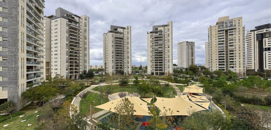 B e a u t i f u l apartment for sale in Ganei Tikva