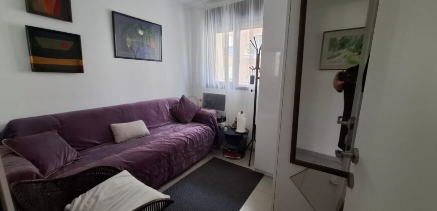 Live the Florentine Life – Bright 2BR with Balcony, Parking