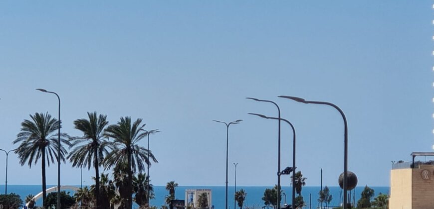 Beautiful Netanya Apartment in Park HaYam Overlooking the Sea