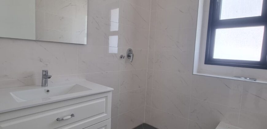 Beautiful Netanya Apartment in Park HaYam Overlooking the Sea