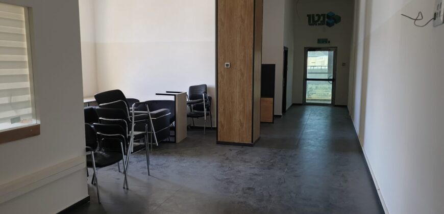 Exclusive! Unique office for rent exclusively! 260 sq m | Baale Melacha St., Check Post Haifa