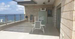 For sale! No brokerage fees! A rare luxury penthouse in a perfect location with a breathtaking view!