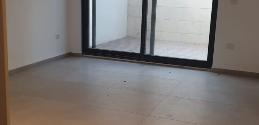 For sale a rare opportunity in the center of Carmel – Haifa! 4 new apartments for sale in a luxury boutique building after TAMA 38 in a 5-story building with an elevator.