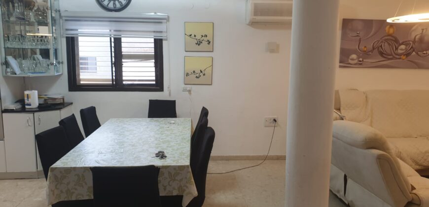 🏡 For sale in Geva Carmel – private house with great real estate potential!