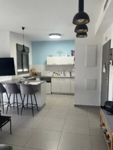 Flat in charish
