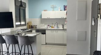 Flat in charish