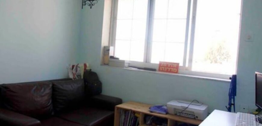 Mekor Baruch Apartment For Sale – Close to Shuk