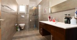 5-Room Quality Apartment in Ramat Poleg