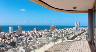 Rare Half-Floor Residence with Sea View | Frishman Tower, Tel Aviv
