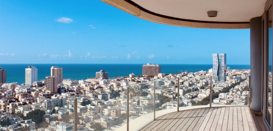 Rare Half-Floor Residence with Sea View | Frishman Tower, Tel Aviv