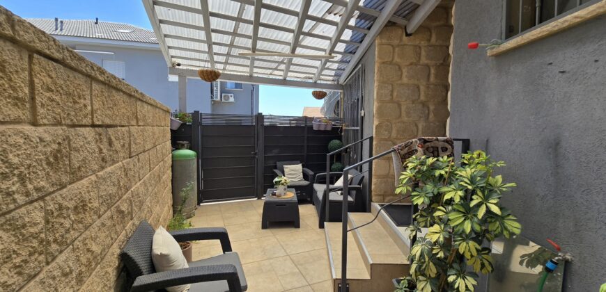 Neve Oranim, 6 rooms, one of them a master suite, garden, safe room (Mamad), and a separate unit