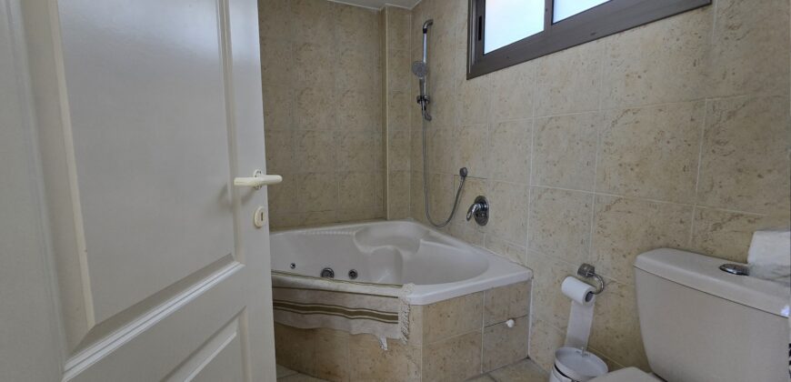 Semi-detached holiday villa with a pool and open view