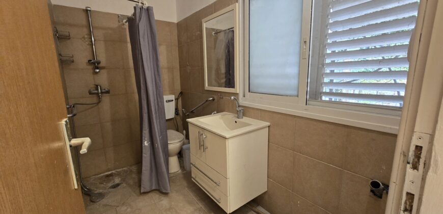 Tzfat – Renovated 2-room ground floor apartment, with building rights