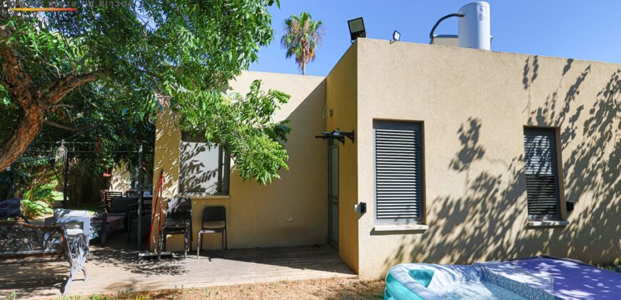 Rustic, Spacious, Prestigious – Right in the Heart of North Netanya!