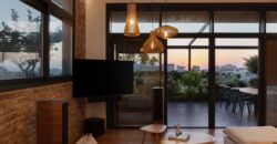 Beautiful 5 Room Penthouse in Herzliya (Galil Yam Neighborhood)