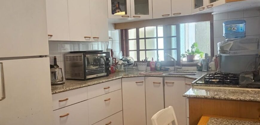 For sale 3-bedroom Apartment with Succah Terrace – Quiet, Bright, Green Views