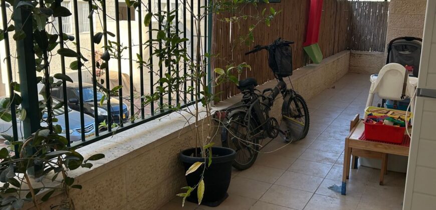 Beautiful 5 room apartment for sale in Beit Shemesh