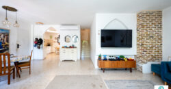 FOR SALE – Duplex Home on a quiet street in Binyamina