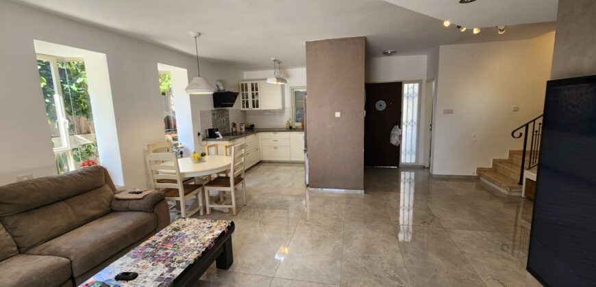 Bargain – Stunning House for Sale in Kfar Yona! No Brokerage Fees