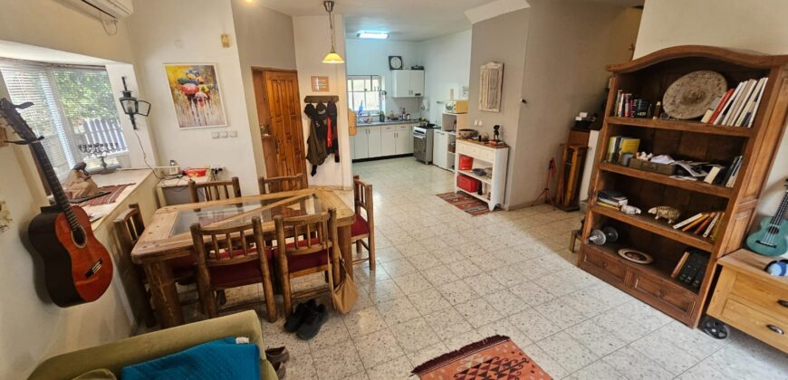 Great Opportunity – Semi-Detached House for Sale in Pardes Hanna-Karkur!