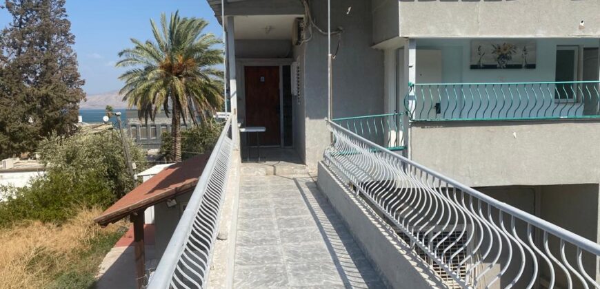 Perfect Location Facing the Kinneret – Rare Apartment for Sale in Tiberias!