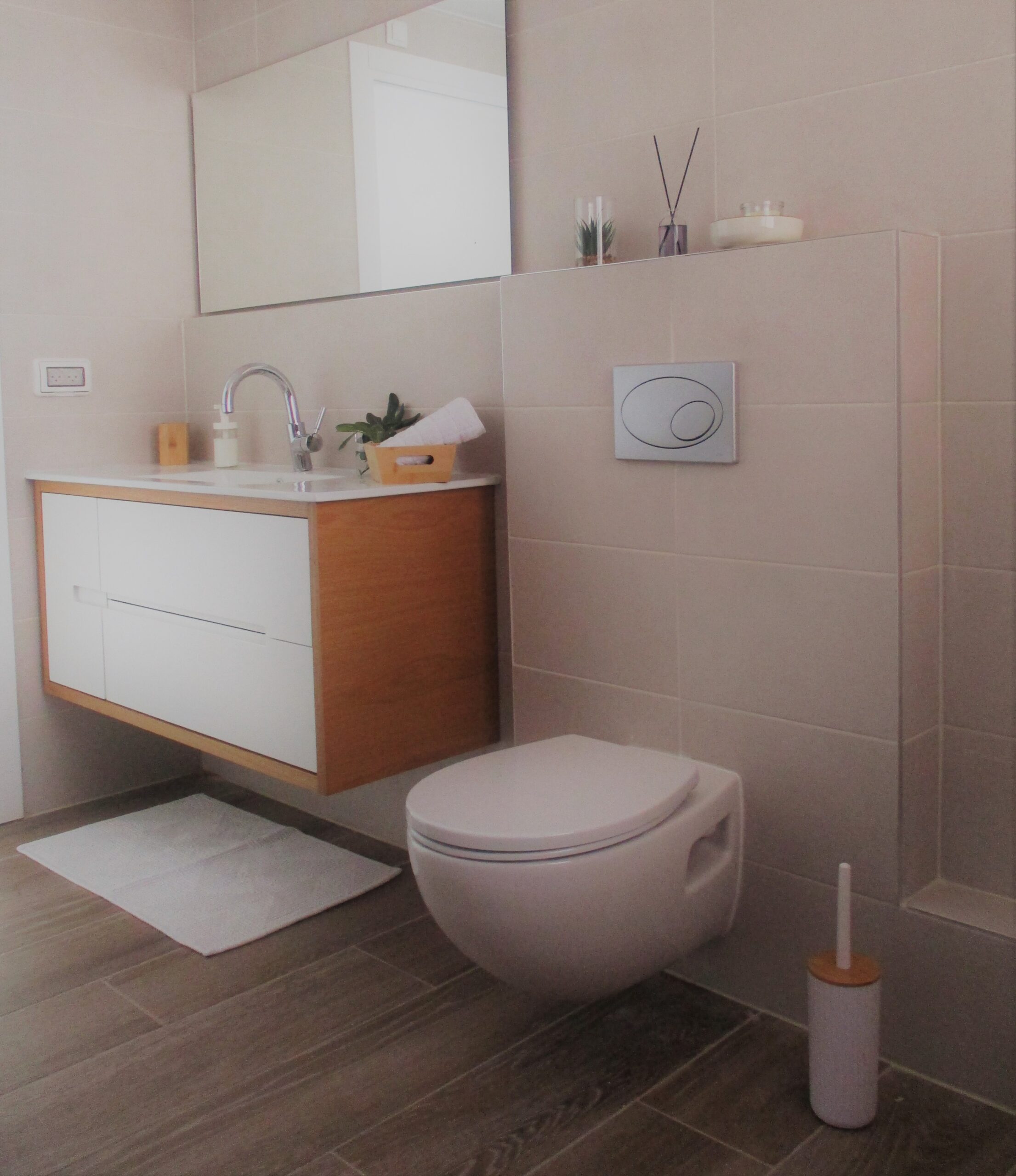 New Mini-Penthouse for Sale in Dania Park, Jerusalem! New Mini-Penthouse for Sale in Dania Park, Jerusalem!