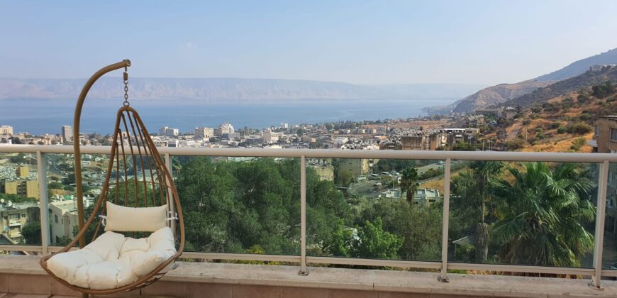 Unique Penthouse with a Breathtaking View of the Sea of Galilee – No Agency Fees!