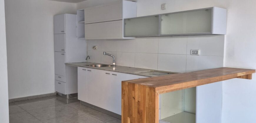 French Hill Private Entrance Ground Floor w/rental unit